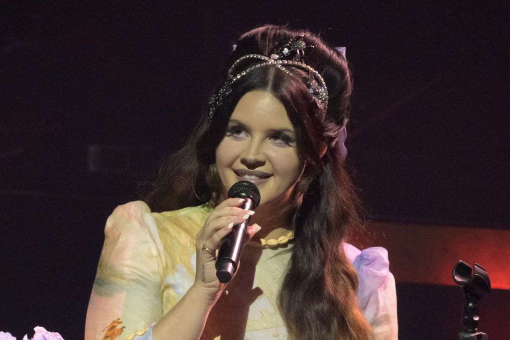 Lana Del Rey Nationality and Religion