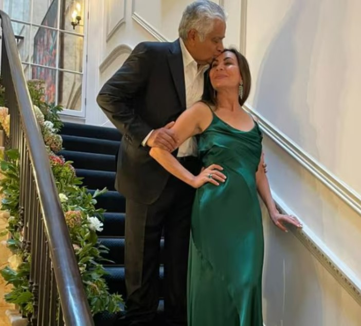 Caroline Brossard Social Media Presence