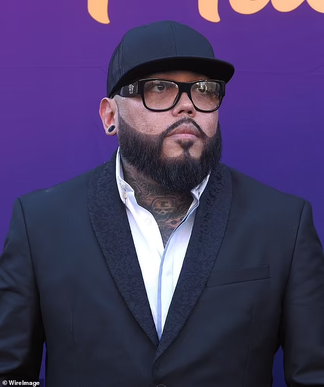 A.B. Quintanilla Early Life and Education