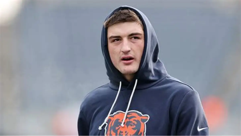 Colston Loveland Real Name